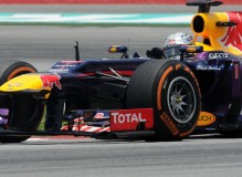 25860_sepang,_libere_3__riecco_vettel_davanti_a_hamilton