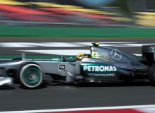31308_corea,_libere_1__hamilton_davanti_alle_red_bull