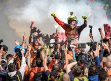 cairoli-celebrates
