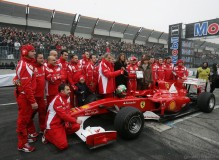 Il team Ferrari alo Motor Show di Bologna del 2011