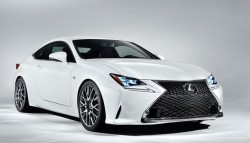 LExus-RC-300h-F-Sport-01-740x425