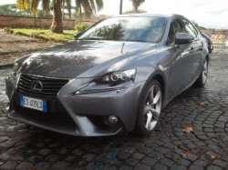 Lexus IS 300h