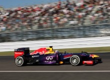 La Red Bull di Sebastian Vettel è la più veloce anche a Suzuka