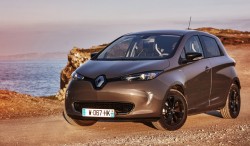 Renault-Zoe-2017_horizontal_lancio_sezione_grande_doppio