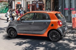Smart-fortwo-forfour-C453-Autosalon-Paris-2014-1200x800-2cc0bca577a00601