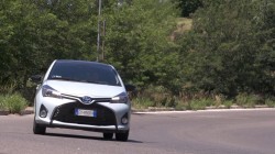 Top Foto, Toyota Yaris Hybrid "by Glamour"