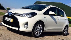 Toyota-Yaris-Hybrid