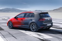 Volkswagen-Golf-R-Touch-3