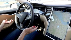 tesla-model-s-autopilot