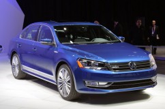 vw-passat-blue-motion-concept-detroit[1]